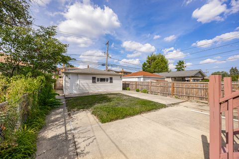 Tiny photo for 6535 26th Place, Berwyn, IL 60402 (MLS # 12467190)