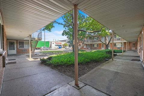 Tiny photo for 4211 W 95th Street #2D, Oak Lawn, IL 60453 (MLS # 12604277)