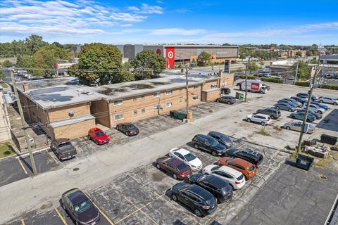 Tiny photo for 4211 W 95th Street #2D, Oak Lawn, IL 60453 (MLS # 12604277)