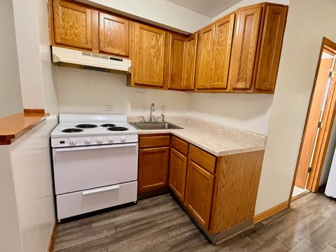 Tiny photo for 4211 W 95th Street #2D, Oak Lawn, IL 60453 (MLS # 12604277)