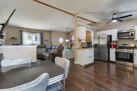 Tiny photo for 702 Arrowhead Lane, Heyworth, IL 61745 (MLS # 12475838)