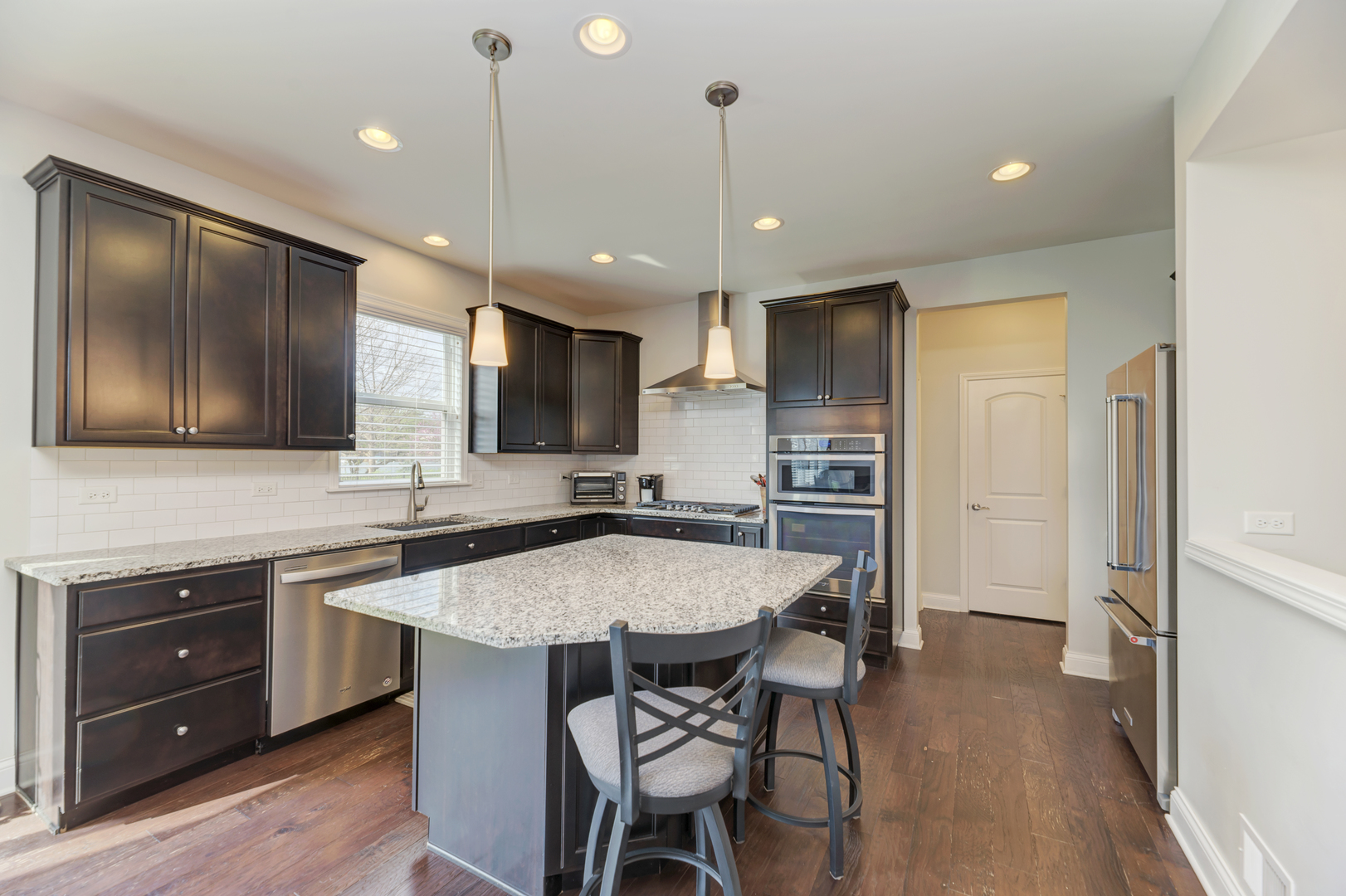 8288 Mulberry Drive