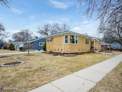 Tiny photo for 18547 Lexington Avenue, Homewood, IL 60430 (MLS # 12585725)