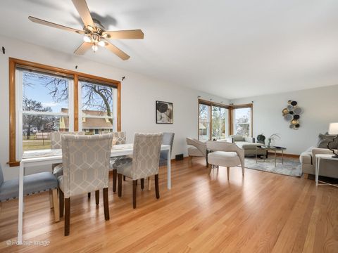 Tiny photo for 18547 Lexington Avenue, Homewood, IL 60430 (MLS # 12585725)