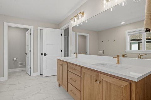 Tiny photo for 23039 Lakeview Estates Boulevard, Frankfort, IL 60423 (MLS # 12477523)