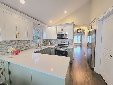 Tiny photo for 6129 S Parkside Avenue, Chicago, IL 60638 (MLS # 12525892)