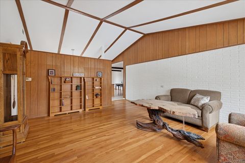 Tiny photo for 612 White Pine Road, Buffalo Grove, IL 60089 (MLS # 12510165)