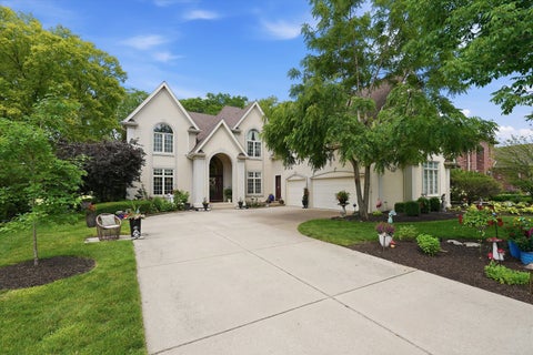 Tiny photo for 1108 CHADWICK Court, Aurora, IL 60502 (MLS # 12715440)