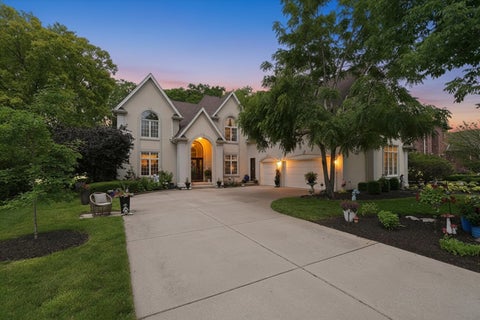 Tiny photo for 1108 CHADWICK Court, Aurora, IL 60502 (MLS # 12715440)