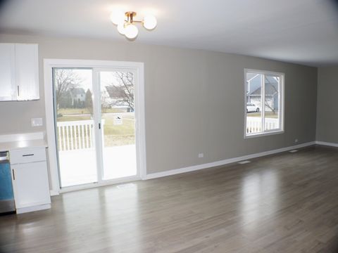 Tiny photo for 27 Frederick Court, South Elgin, IL 60177 (MLS # 12538287)