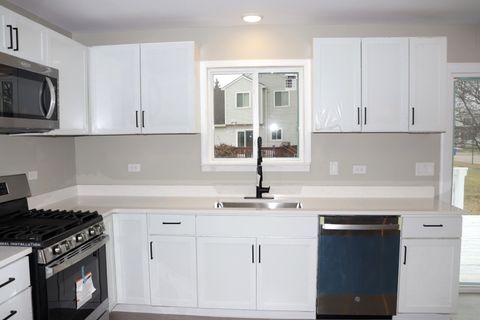 Tiny photo for 27 Frederick Court, South Elgin, IL 60177 (MLS # 12538287)