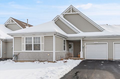 Tiny photo for 2525 Park Ridge Court #2525, Crest Hill, IL 60403 (MLS # 12516822)