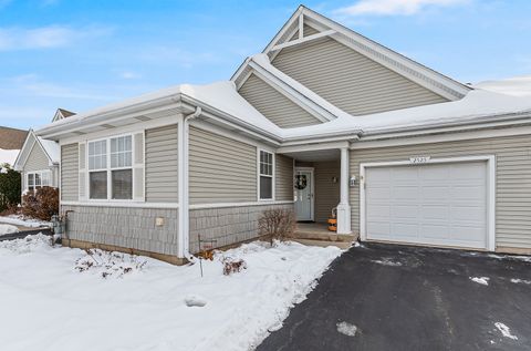 Photo of 2525 Park Ridge Court #2525, Crest Hill, IL 60403 (MLS # 12516822)
