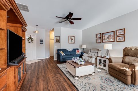 Tiny photo for 2525 Park Ridge Court #2525, Crest Hill, IL 60403 (MLS # 12516822)