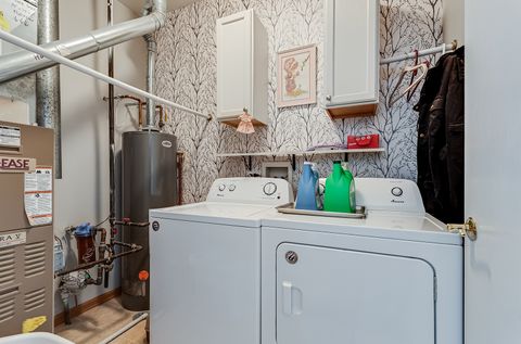 Tiny photo for 2525 Park Ridge Court #2525, Crest Hill, IL 60403 (MLS # 12516822)