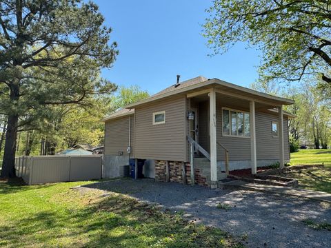 Tiny photo for 504 S Sunny Slope Street, West Frankfort, IL 62896 (MLS # 12615134)