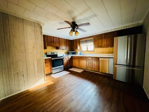 Tiny photo for 504 S Sunny Slope Street, West Frankfort, IL 62896 (MLS # 12615134)