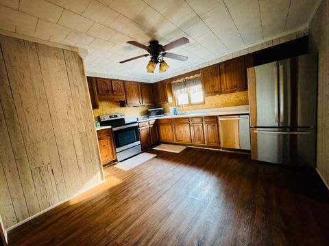 Tiny photo for 504 S Sunny Slope Street, West Frankfort, IL 62896 (MLS # 12615134)