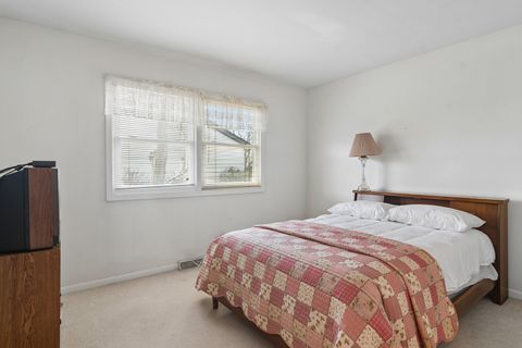 Tiny photo for 1067 S Whippoorwill Lane, Palatine, IL 60067 (MLS # 12605053)