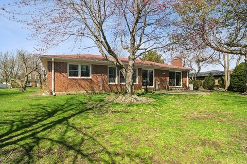 Tiny photo for 1067 S Whippoorwill Lane, Palatine, IL 60067 (MLS # 12605053)