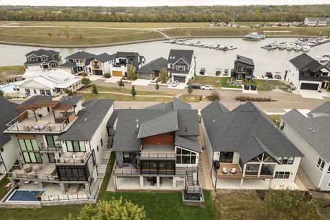 Tiny photo for 309 Leeward Way, Ottawa, IL 61350 (MLS # 12496939)