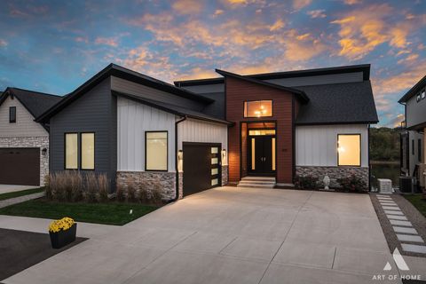 Tiny photo for 309 Leeward Way, Ottawa, IL 61350 (MLS # 12496939)