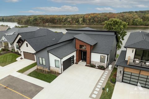 Photo of 309 Leeward Way, Ottawa, IL 61350 (MLS # 12496939)