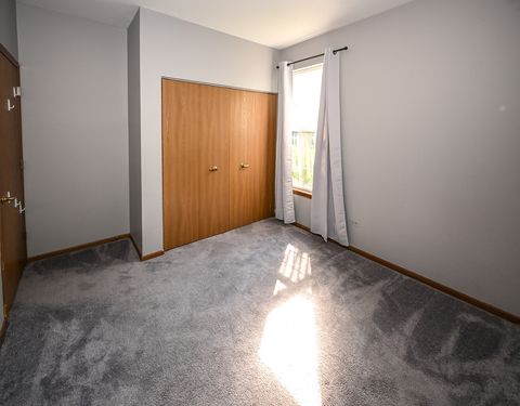 Tiny photo for 150 E Lake Ridge Drive, Glendale Heights, IL 60139 (MLS # 12623636)