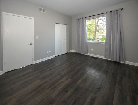 Tiny photo for 150 E Lake Ridge Drive, Glendale Heights, IL 60139 (MLS # 12623636)