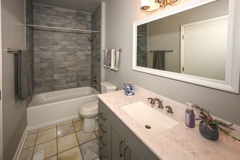 Tiny photo for 150 E Lake Ridge Drive, Glendale Heights, IL 60139 (MLS # 12623636)