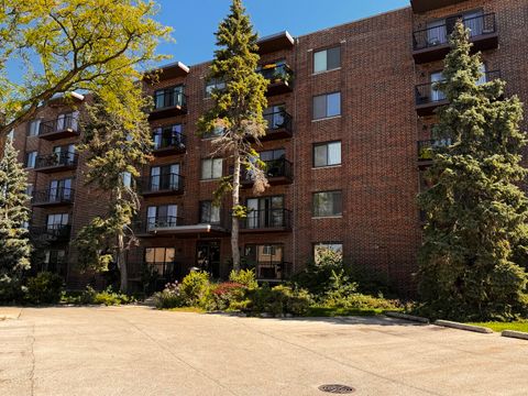 Photo of 6525 N Nashville Avenue #407D, Chicago, IL 60631 (MLS # 12474523) Photo of 6525 N Nashville Avenue #407D, Chicago, IL 60631 (MLS # 12474523)