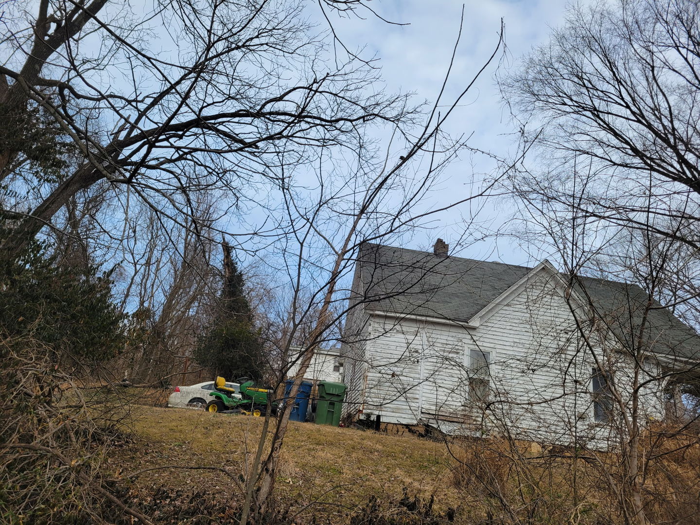 627 E High Street