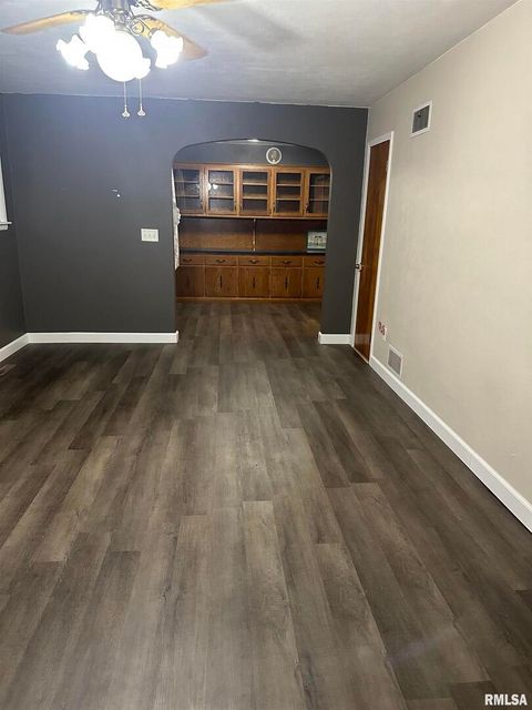 Tiny photo for 728 E 4TH Street, Flora, IL 62839 (MLS # EB458911)