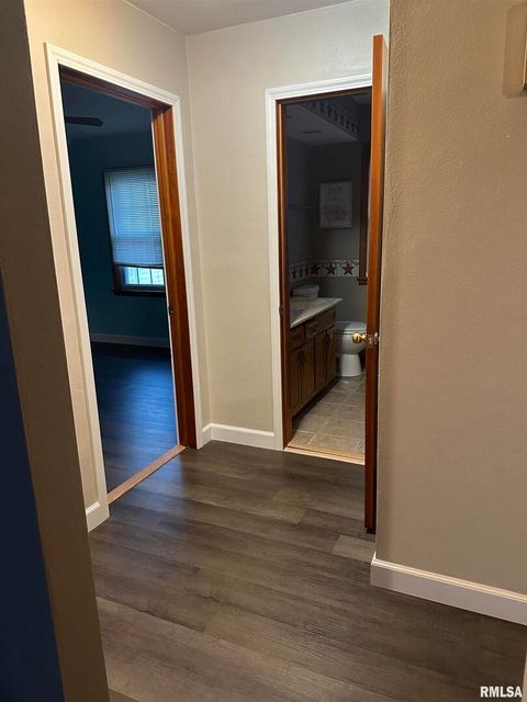 Tiny photo for 728 E 4TH Street, Flora, IL 62839 (MLS # EB458911)