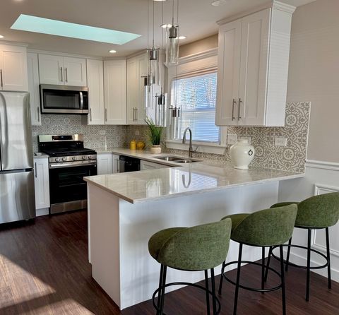 Tiny photo for 11657 S Racine Avenue, Chicago, IL 60643 (MLS # 12591499)