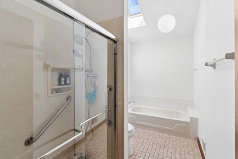 Tiny photo for 1108 E Oxford Lane, Arlington Heights, IL 60004 (MLS # 12686864)