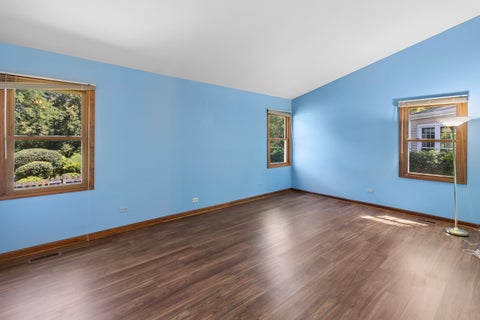 Tiny photo for 1108 E Oxford Lane, Arlington Heights, IL 60004 (MLS # 12686864)