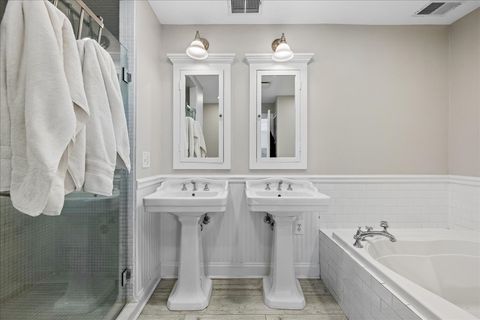 Tiny photo for 1831 Beverly Place, Highland Park, IL 60035 (MLS # 12617805)