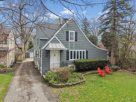 1831 Beverly Place Highland Park IL 60035