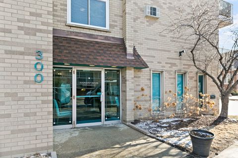 Tiny photo for 300 Circle Avenue #5G, Forest Park, IL 60130 (MLS # 12548853)