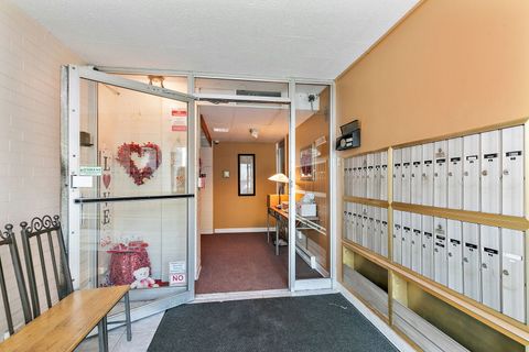 Tiny photo for 300 Circle Avenue #5G, Forest Park, IL 60130 (MLS # 12548853)