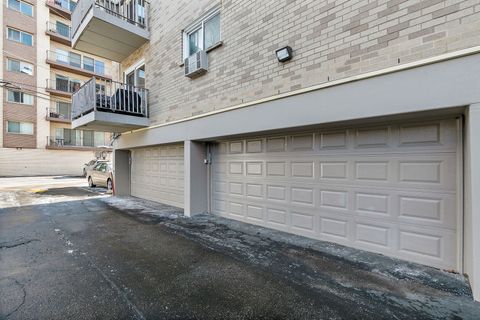 Tiny photo for 300 Circle Avenue #5G, Forest Park, IL 60130 (MLS # 12548853)