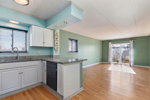 Tiny photo for 300 Circle Avenue #5G, Forest Park, IL 60130 (MLS # 12548853)