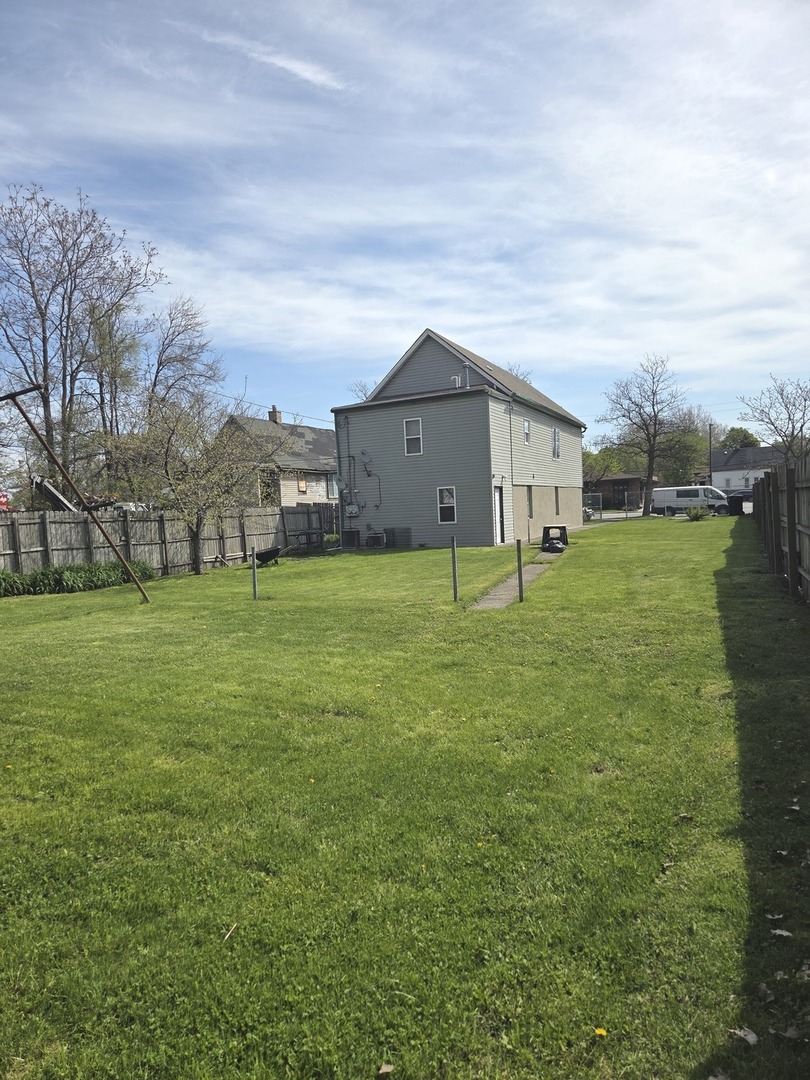 11710-11712 S Halsted Street