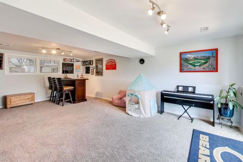 Tiny photo for 1107 N Greenfield Lane, Mount Prospect, IL 60056 (MLS # 12582739)