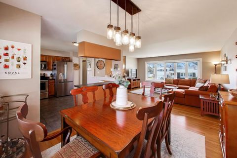 Tiny photo for 1107 N Greenfield Lane, Mount Prospect, IL 60056 (MLS # 12582739)