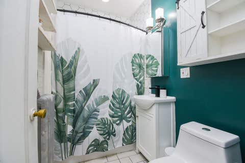 Tiny photo for 1730 W Foster Avenue #1, Chicago, IL 60640 (MLS # 12664786)