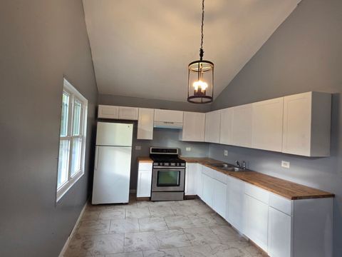 Tiny photo for 11952 S Prairie Avenue, Chicago, IL 60628 (MLS # 12515361)