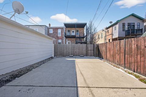 Tiny photo for 1926 W Oakdale Avenue N, Chicago, IL 60657 (MLS # 12600756)