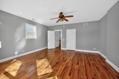 Tiny photo for 1926 W Oakdale Avenue N, Chicago, IL 60657 (MLS # 12600756)